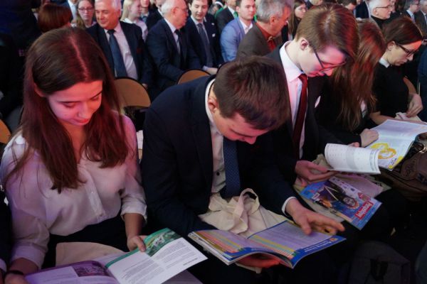 W oczekiwaniu na ogłoszenie wyników